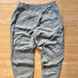 Old Navy Men's Cargo Pants in Gray
